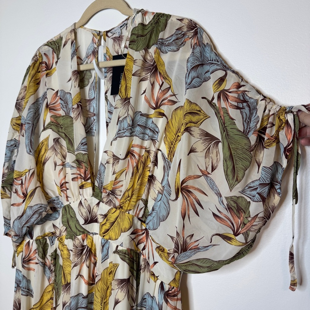 Fashion Nova Multicolor Leaf Print Maxi Dress Farrah Ivory - Picture 3 of 8